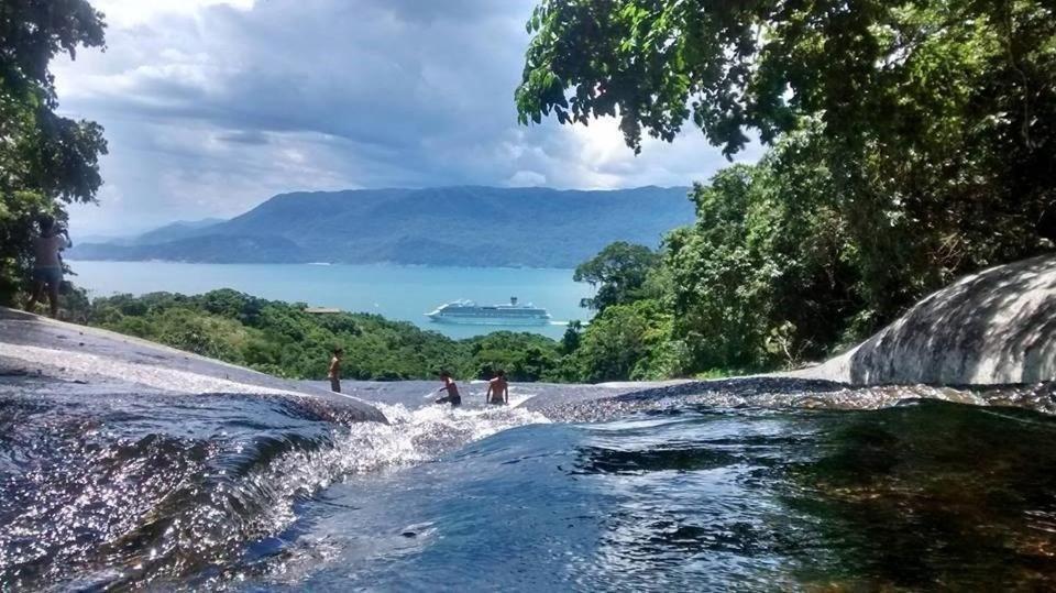 Vilarejo Praia Do Pereque Suites Илябела Екстериор снимка