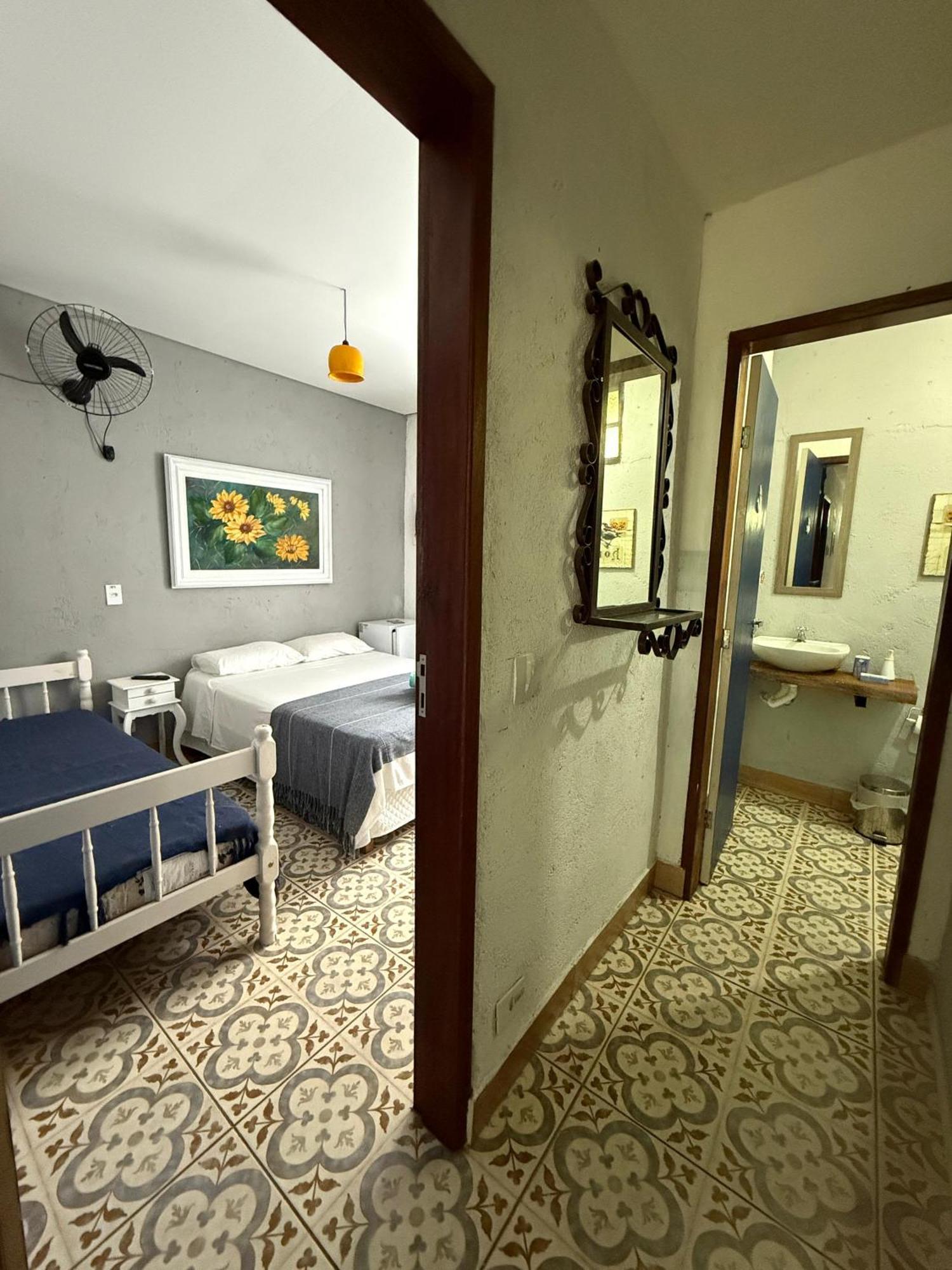Vilarejo Praia Do Pereque Suites Илябела Екстериор снимка